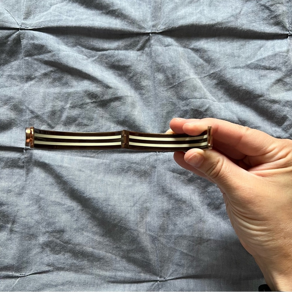 Henri Bendel Enamel Bracelet - Picture 4 of 5